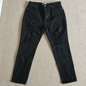 Refugee Denim Ripped Mom jeans